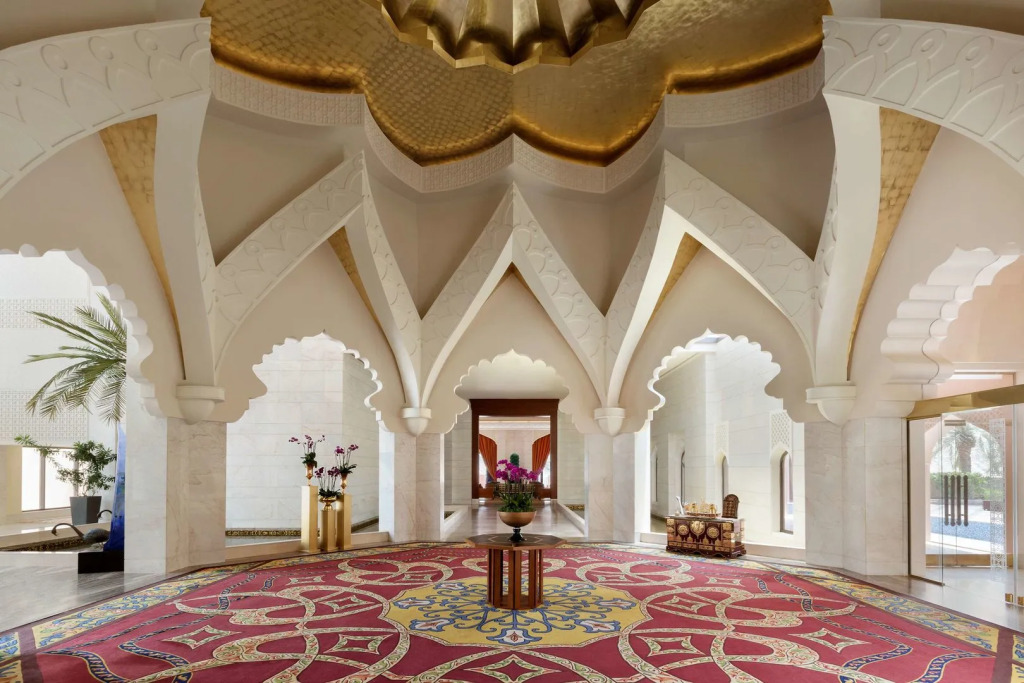 Al Husn Hotel Muscat