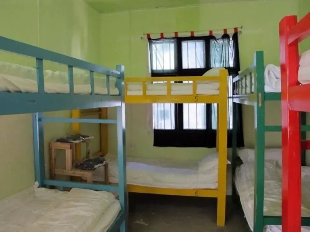 Recall Youth Hostel