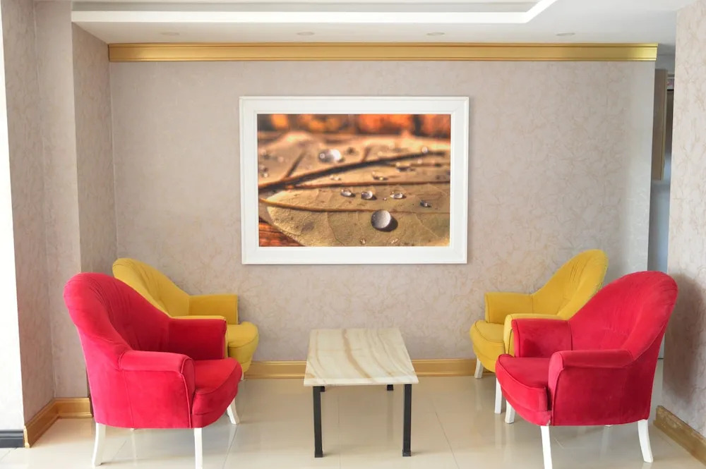 Antalya 242 Gold Tower