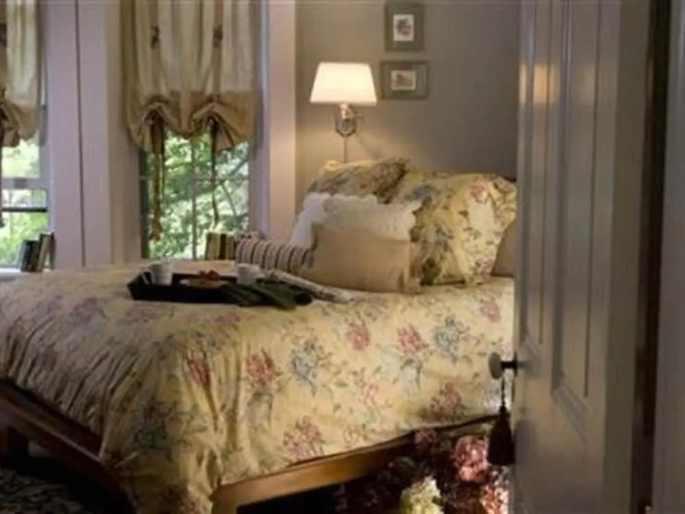1861 Inn Bed & Breakfast