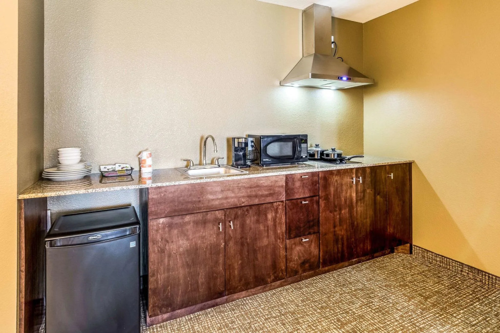 Comfort Suites Channelview - Houston East