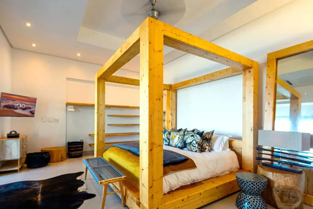 Dolphin Coast YOLO Spaces - The White House Boutique Villa