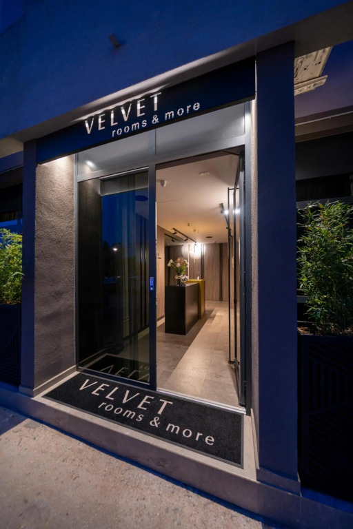 VELVET rooms & more