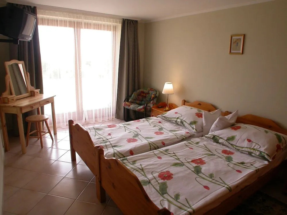 Hevizquelle Apartments