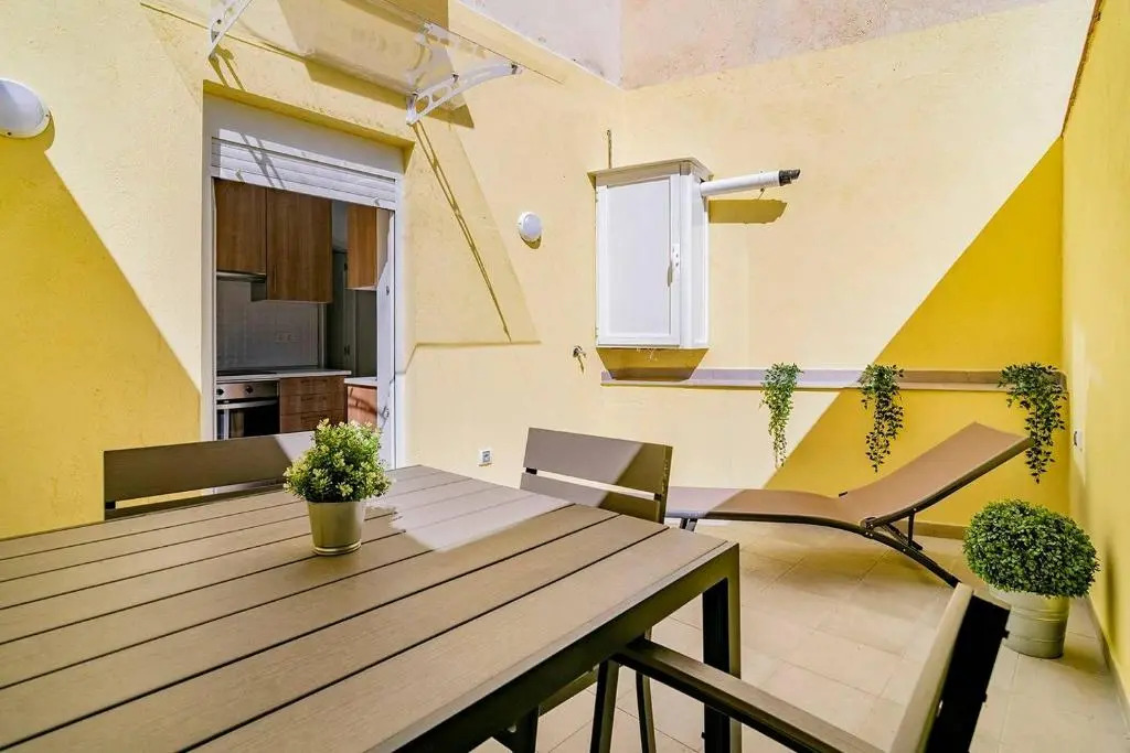 Bright apartment near Casa de Campo by Batuecas