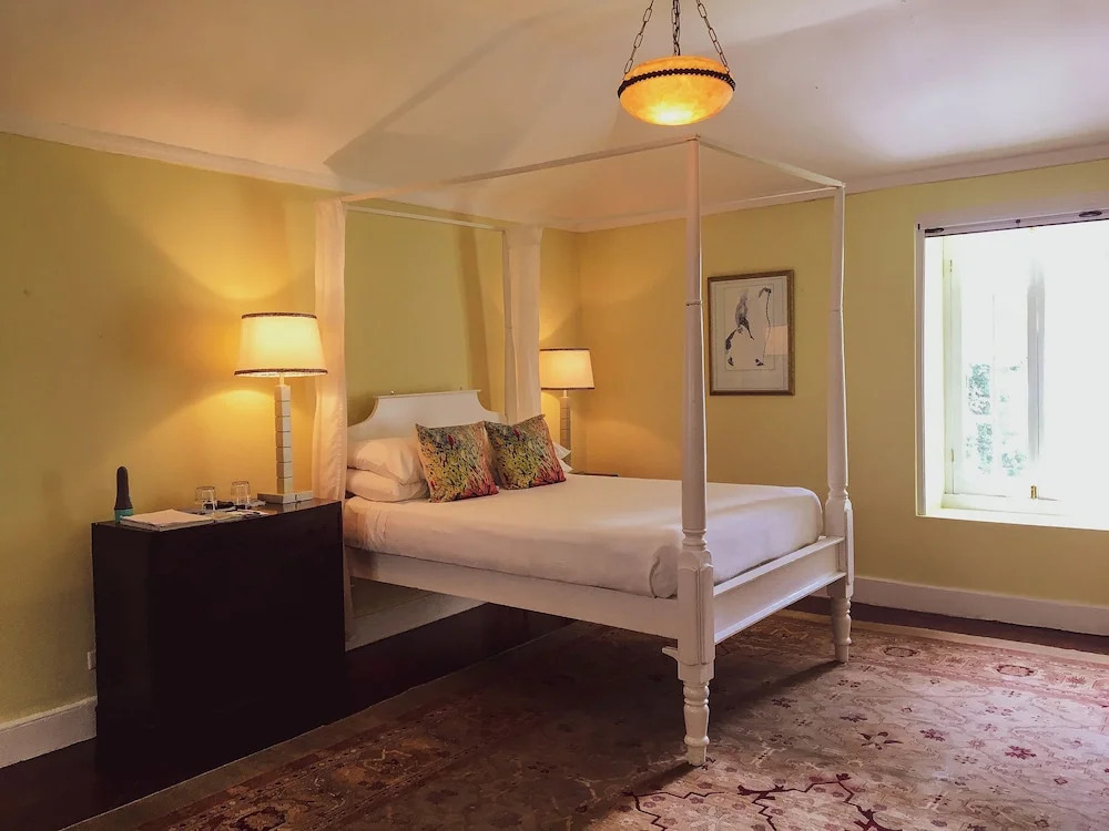 Colleton Guest House
