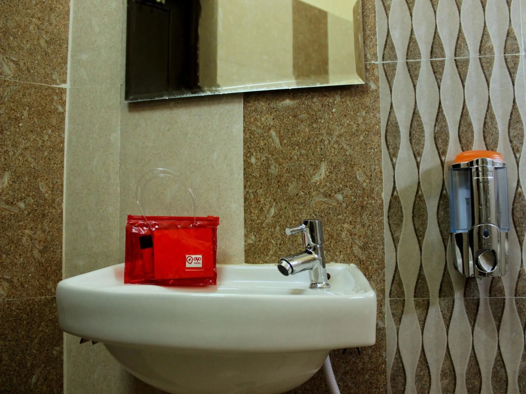 Oyo Rooms Hiran Magri Sector 13