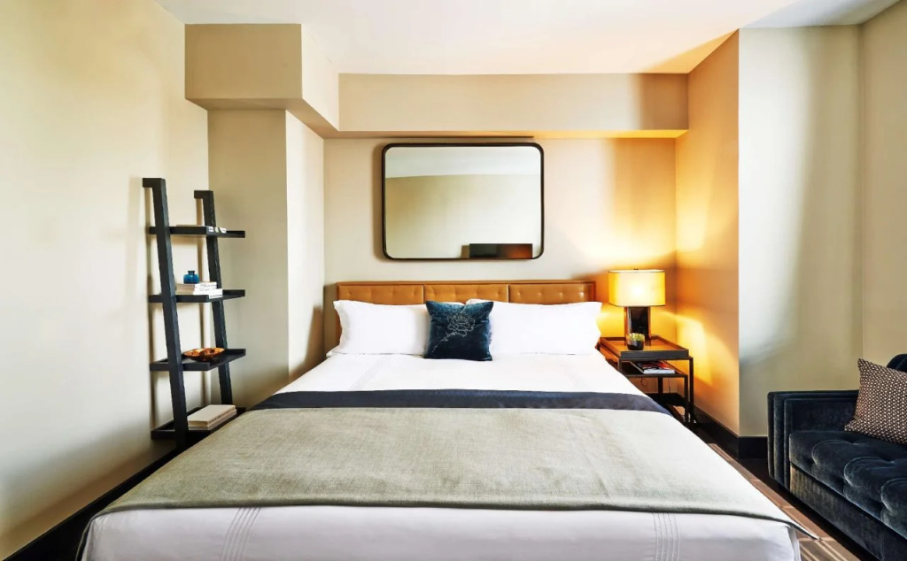 The Manner, The Unbound Collection by Hyatt