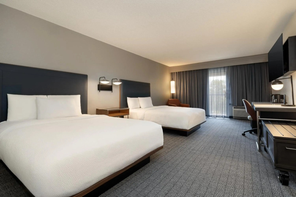 Courtyard by Marriott North Charleston Airport Coliseum