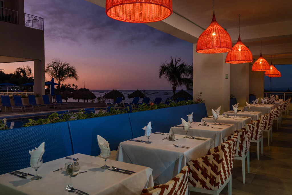 Decameron La Marina Guayabitos, Ramada All-Inclusive Resort