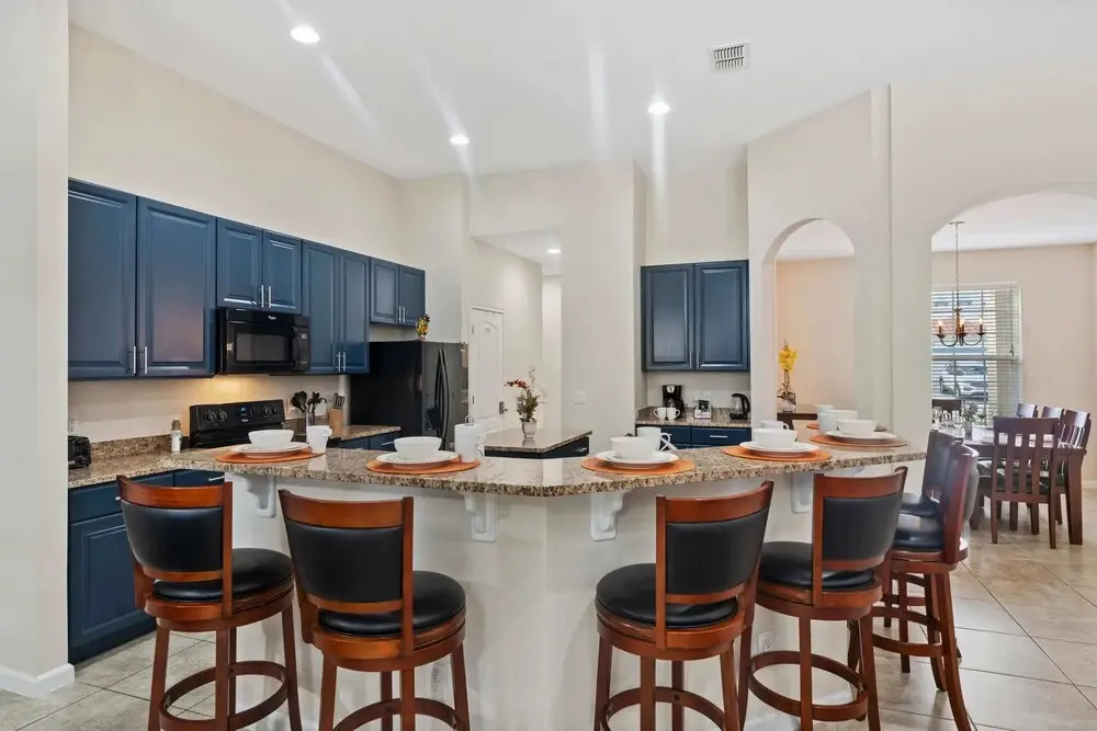 4096 Oaktree Drive