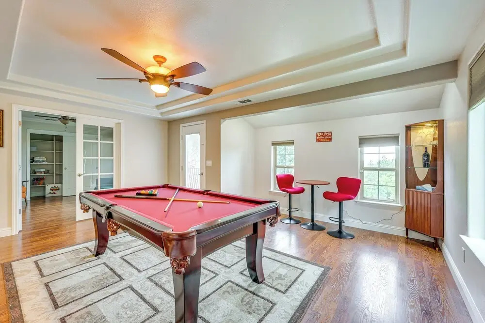 Hot Tub, Games & Sports: Luxury Yosemite Escape