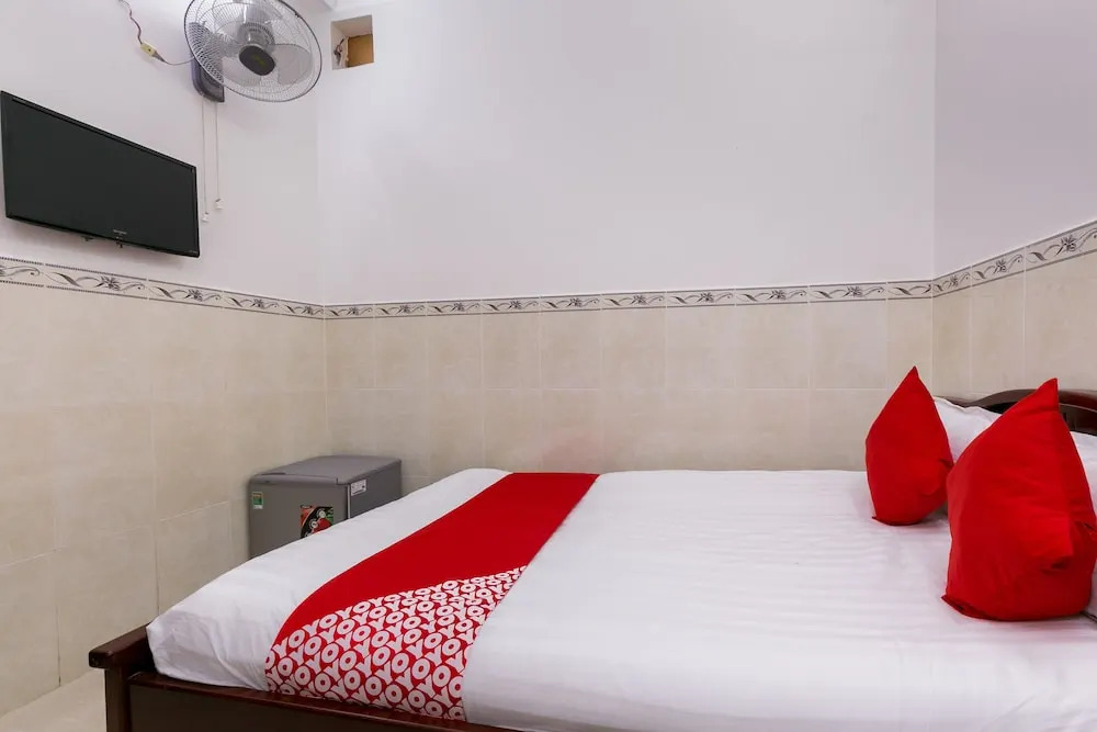 OYO 372 Vy Ha Hotel