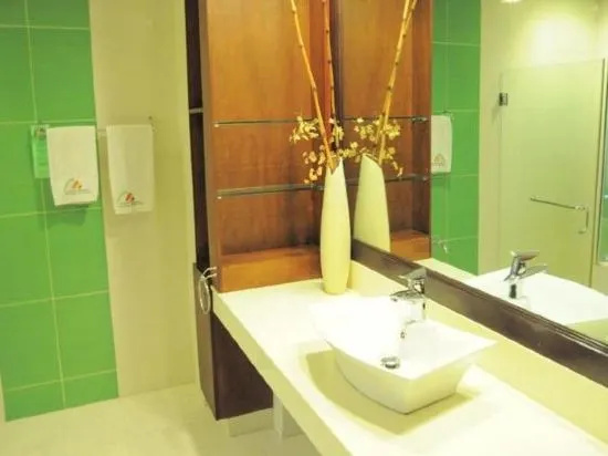 Coron Gateway Hotel and Suites