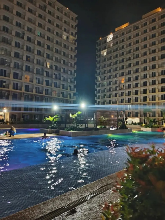 Studio w pool, mountain city view Mactan airport
