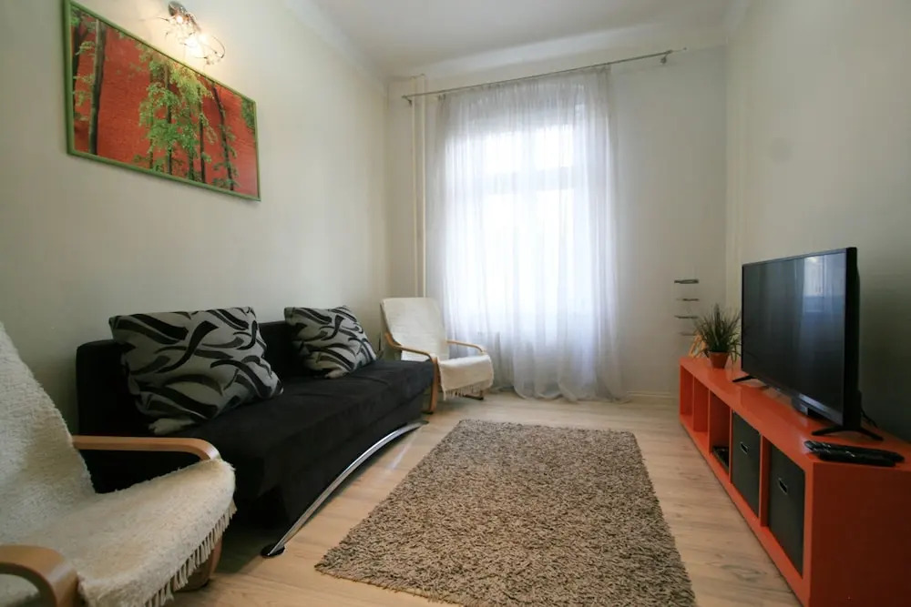 Apartment No. 21 I. P. Pavlova 34
