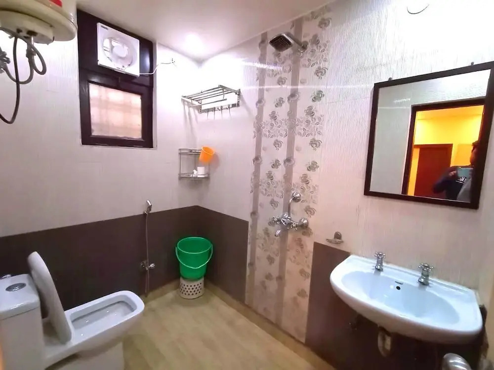 U S Fortune Hotel