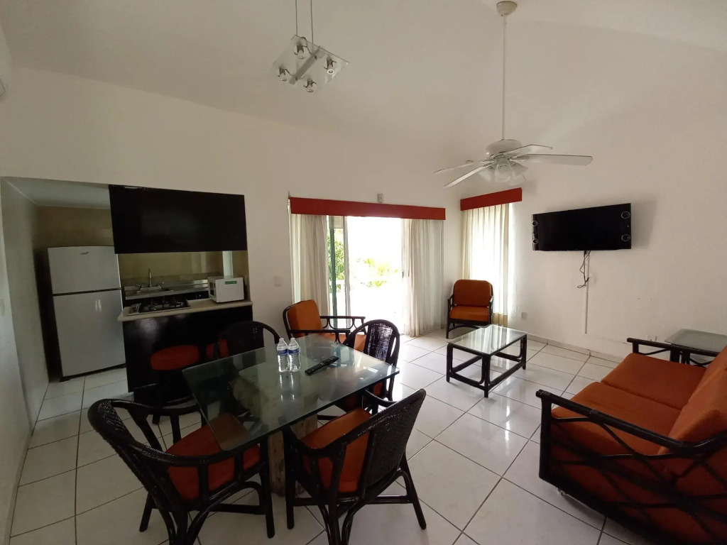 Villas del Palmar Manzanillo with Beach Club