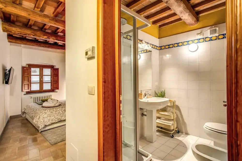 AwesHome - Pisa Tower House