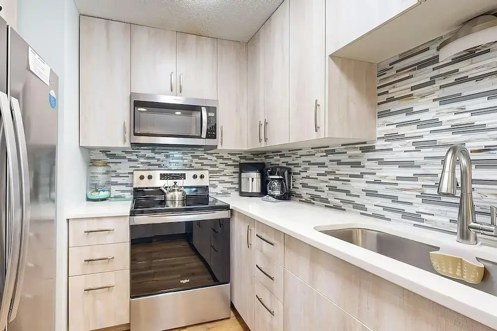 Beachside Villas 832