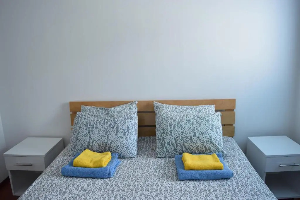 Two bedroom apartment near centre