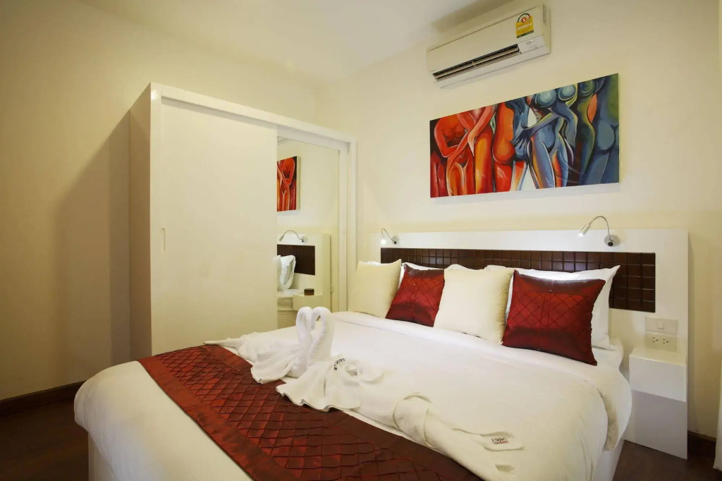 BTR Suites Hotel