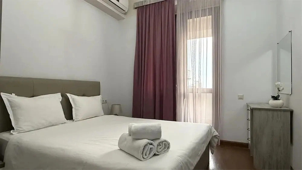 1-Bedroom apt with Balcony by Sweet Home