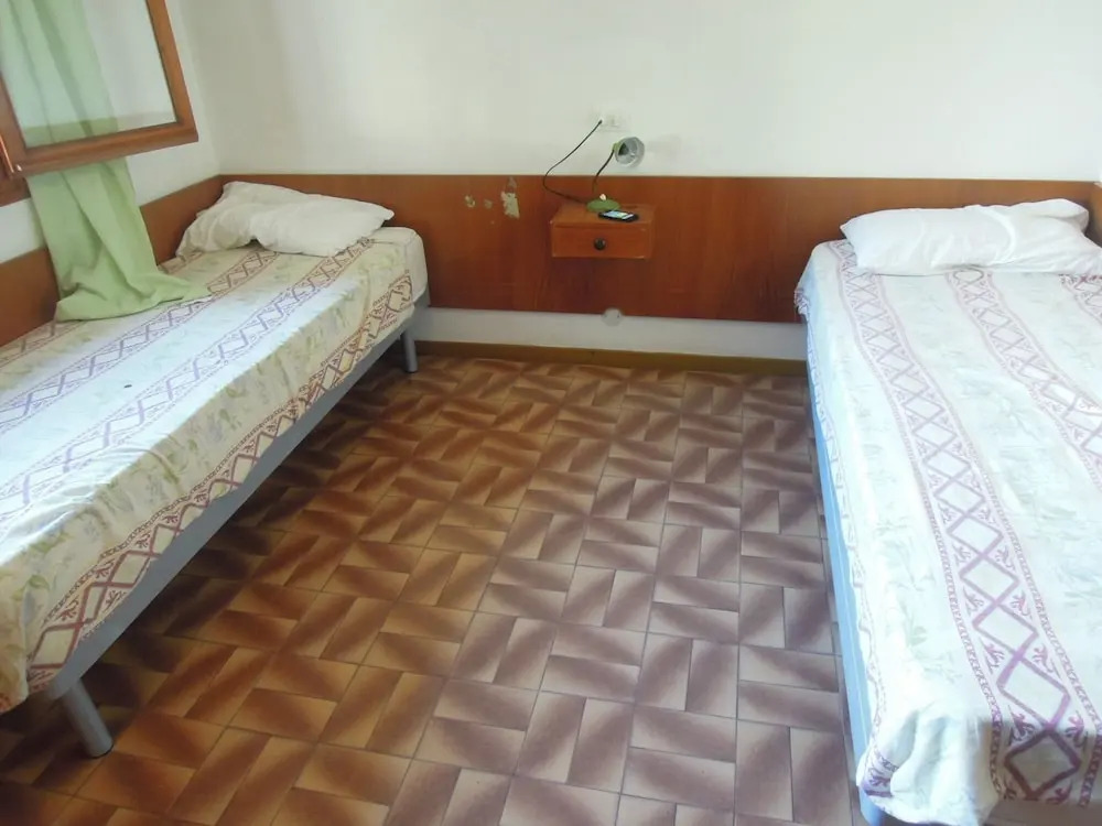Peaceful villa with garden 500mt from the sea
