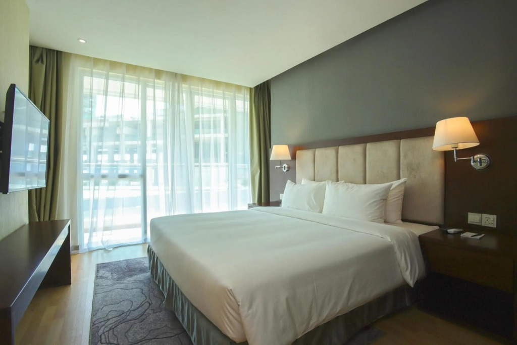 Olympia City Hotel by Dara