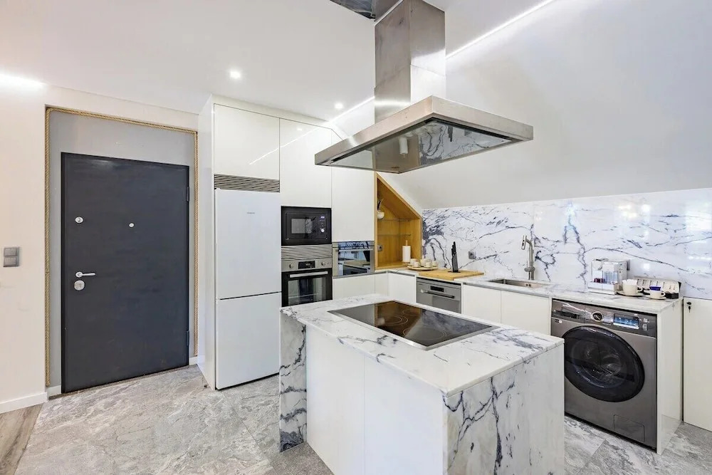 Porto City Holidays by Douro River