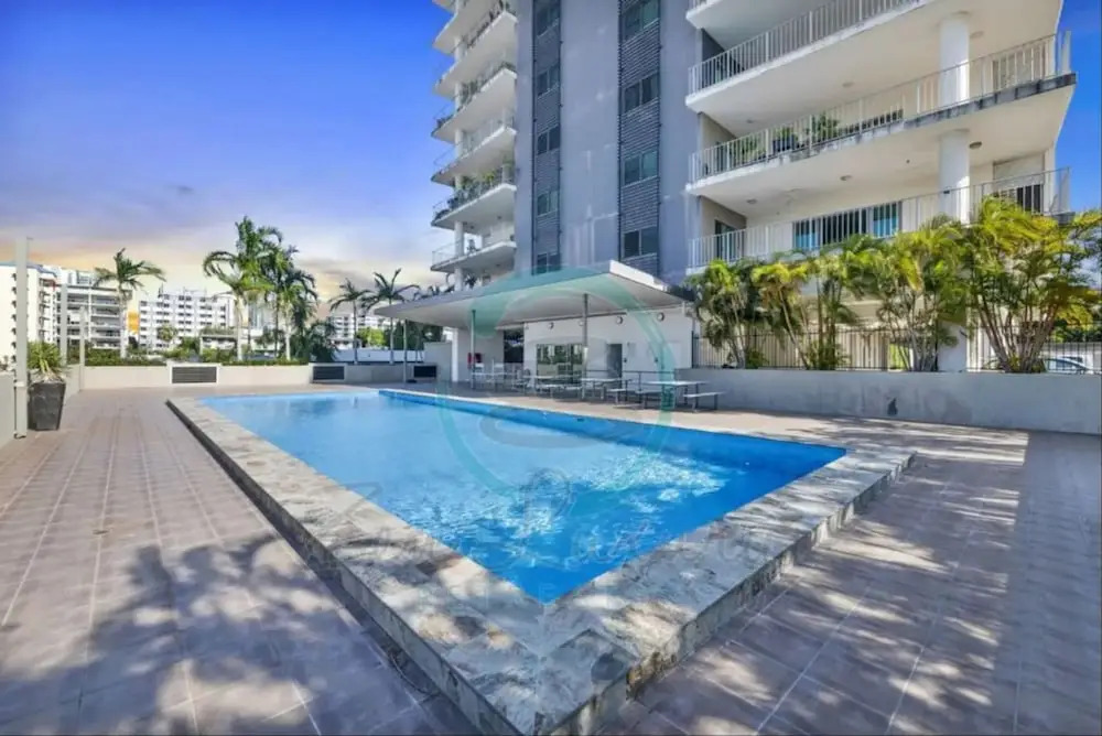 Pinnacle Penthouse Ambience Views Pool Gym