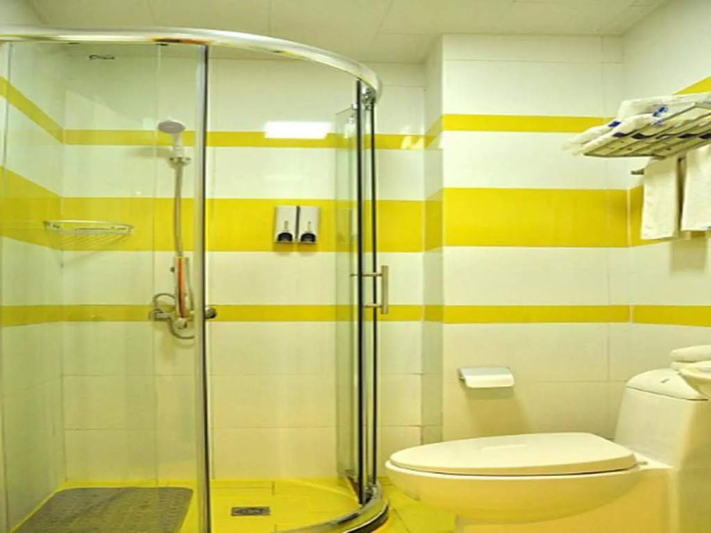 7 Days Inn Linyi Cangshan Zhongxing Road Business Street Branch