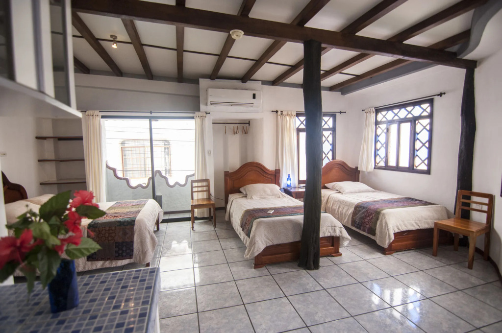 Maidith Galapagos Inn