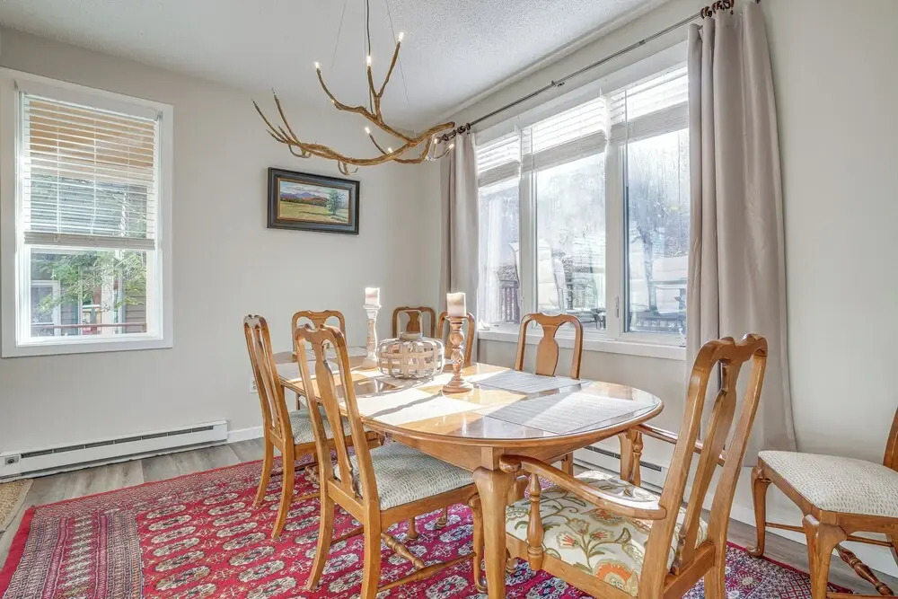 Modern Townhome at Wintergreen Resort