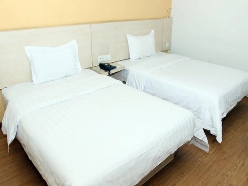 7Days Inn Taiyuan Jiannan Bus Station