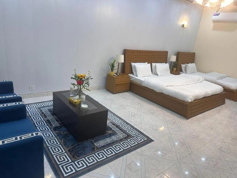 Stay Inn Guest House