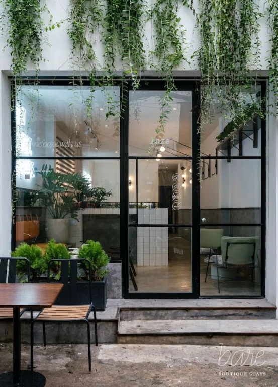 Bare Gallery Boutique Stays