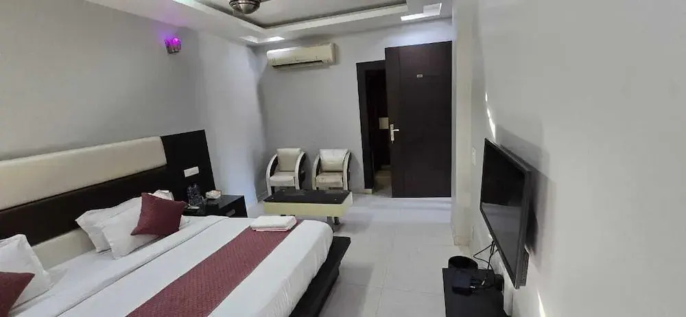 Royal Inn