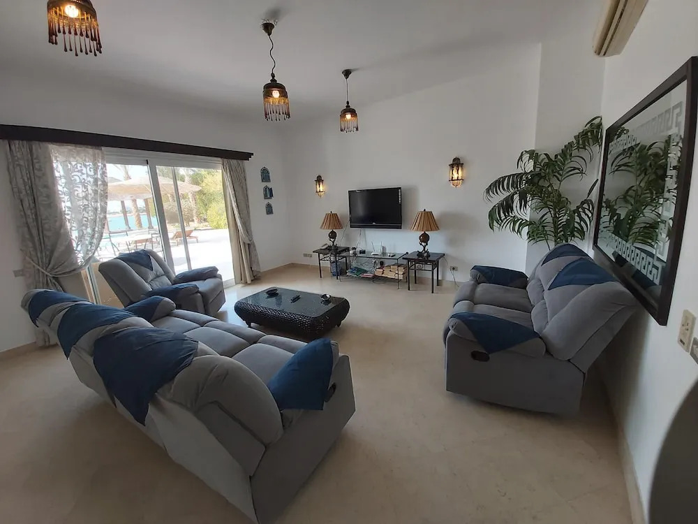 Charming Villa in El Gouna with Pool