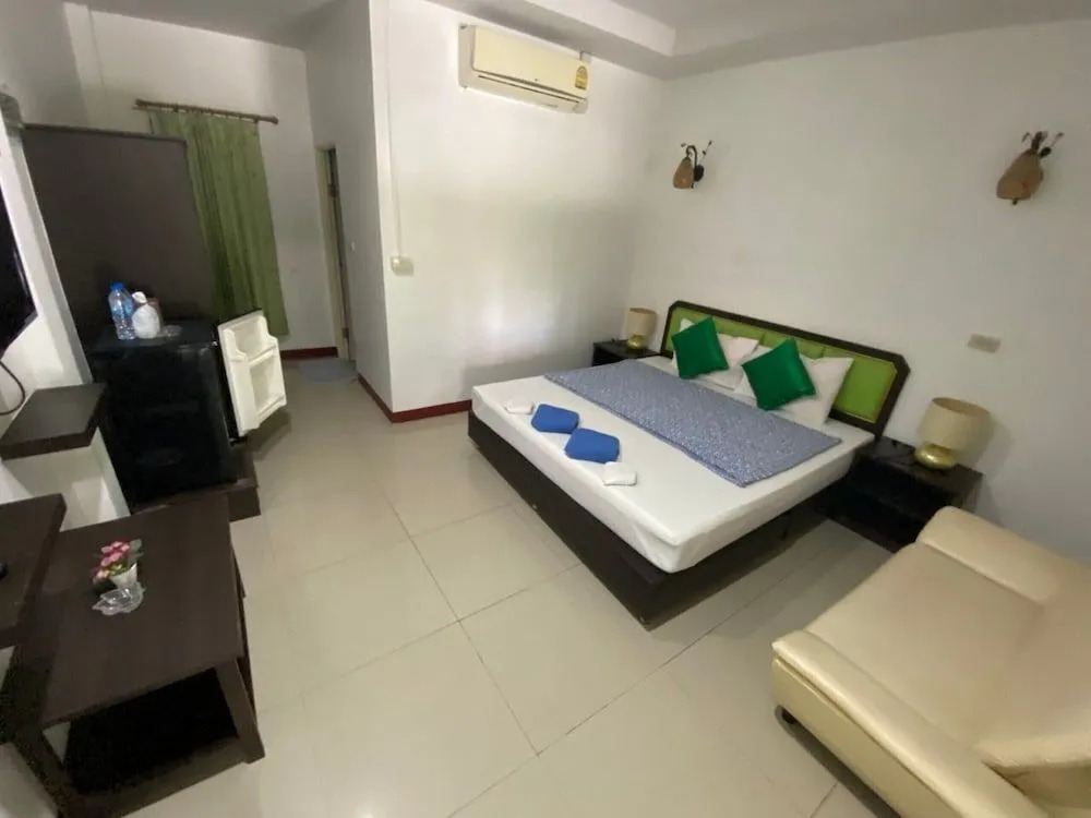 OYO 1057 Relax Resort