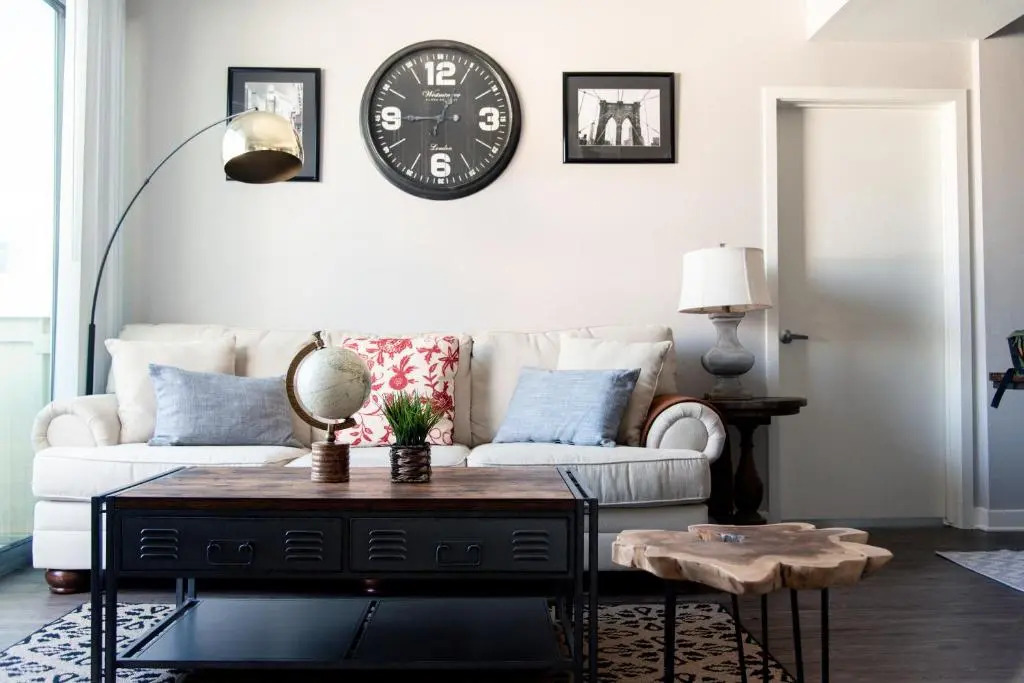 Santa Monica 2 Bed/ 2 Bath