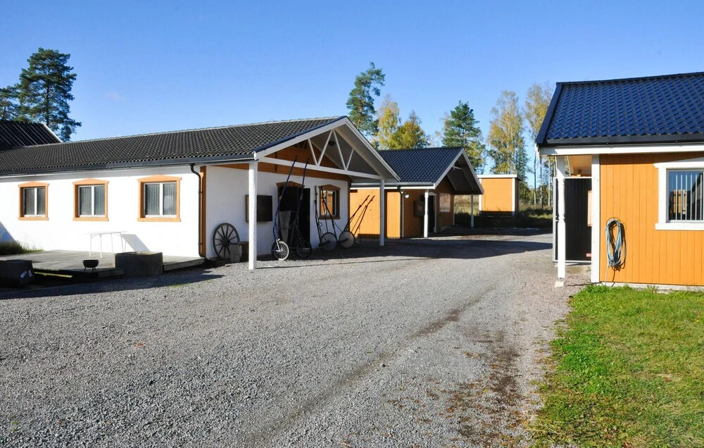 1 Bedroom Pet Friendly Home In Säffle