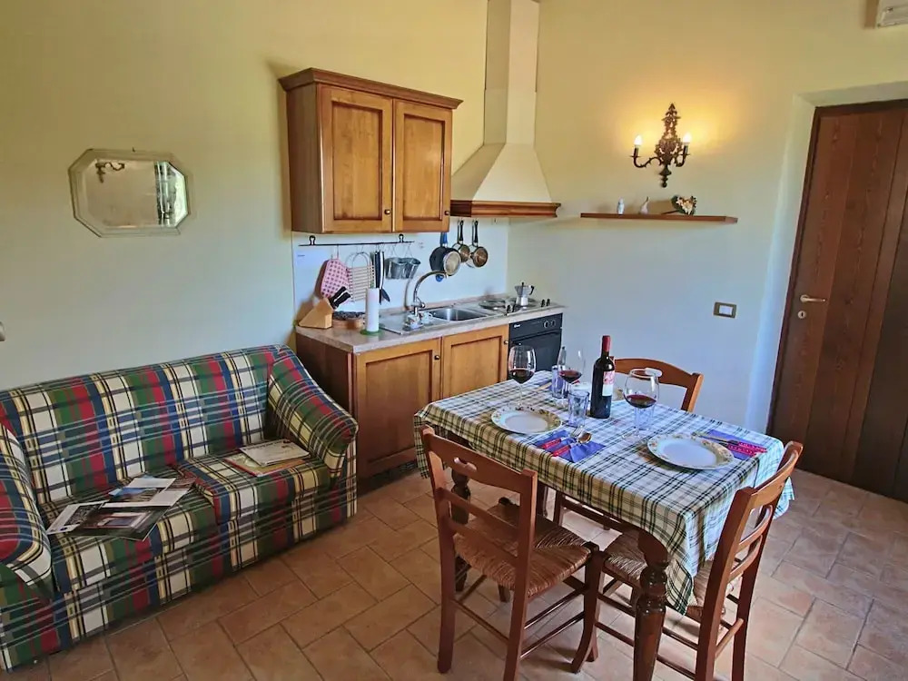 Cottage in Urbania With Pool & Terrace