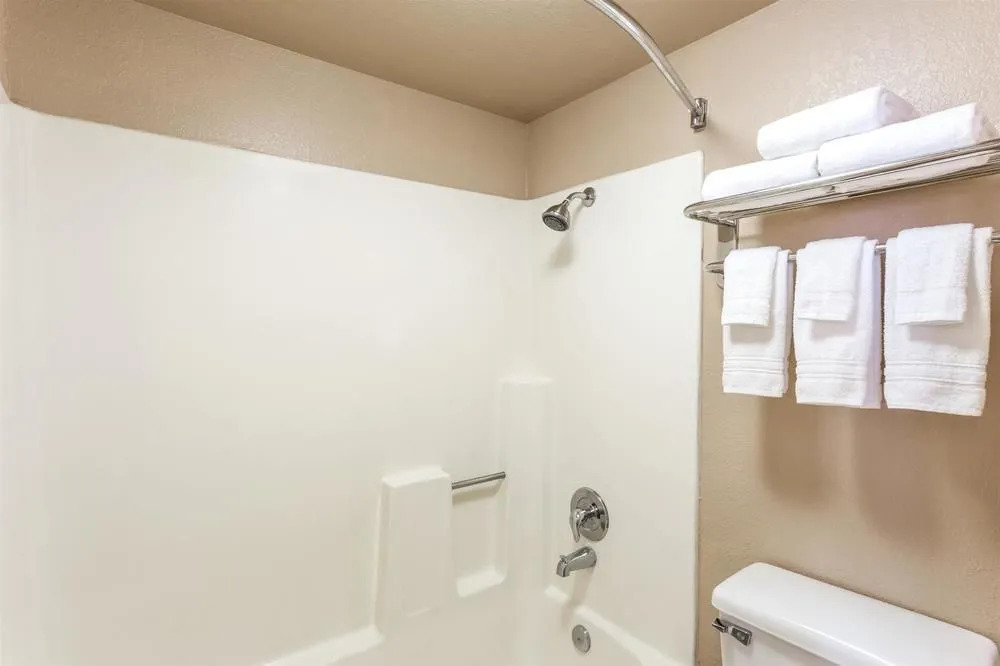 Days Inn & Suites Mesa