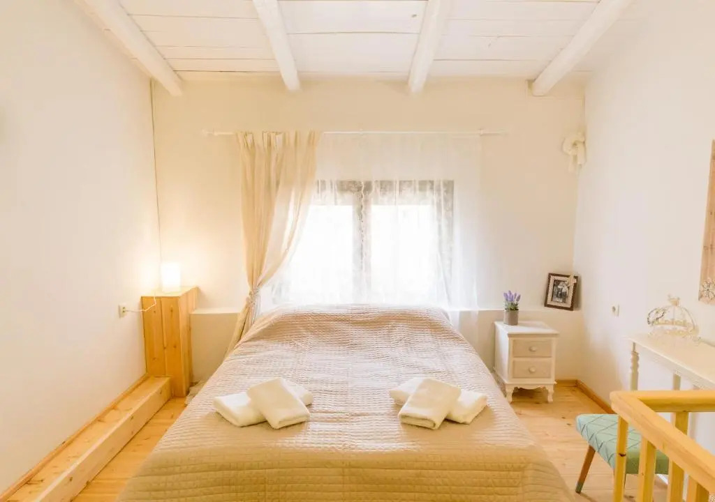 Romantic house Priotissa II