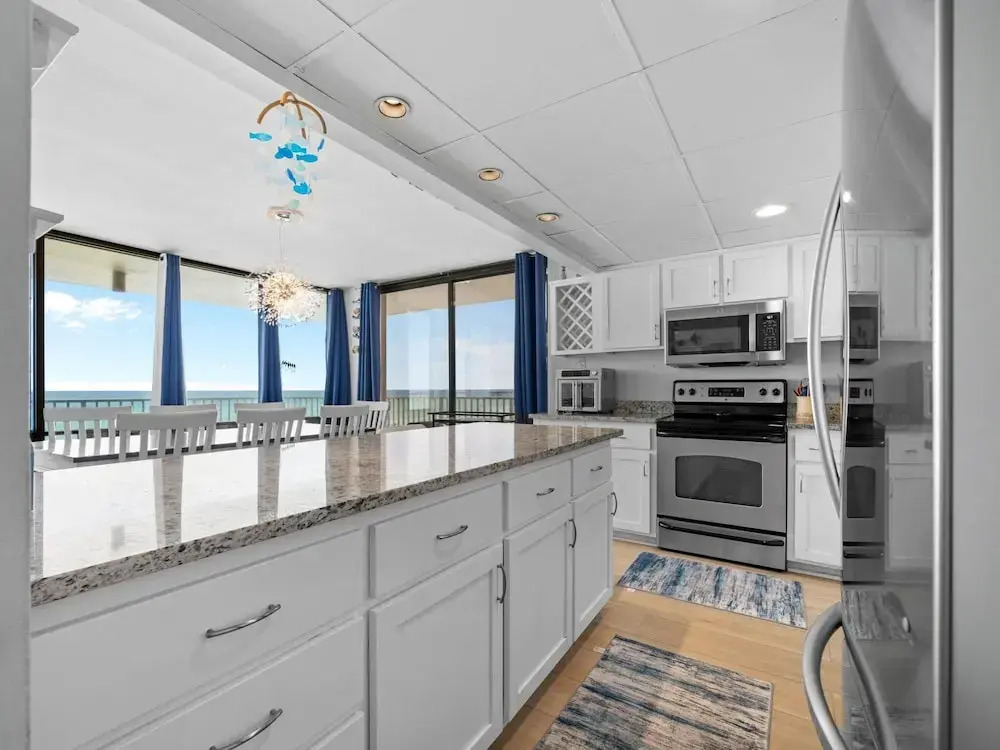 Windward 408 at Edgewater