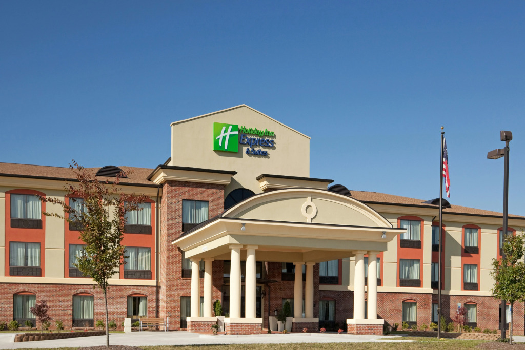 Holiday Inn Express Hotel & Suites Salem by IHG