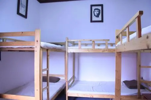 Fenghuang Zhongtian International Youth Hostel