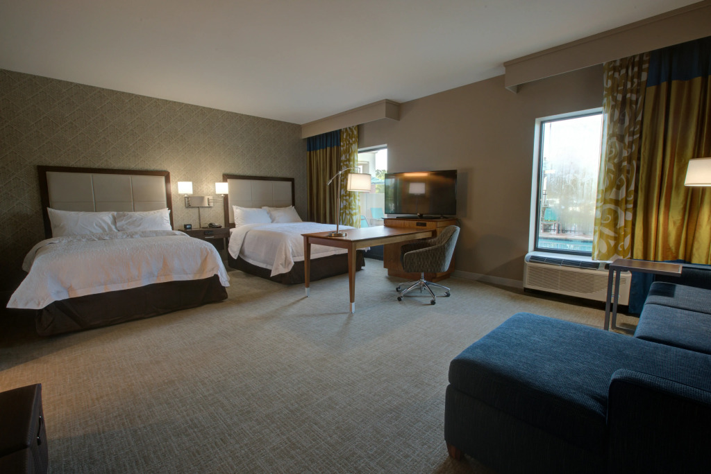 Hampton Inn & Suites by Hilton Tampa Busch Gardens Area