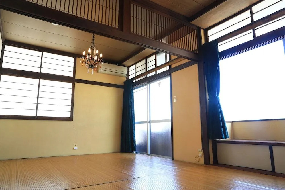 Atami Japan Onsen House